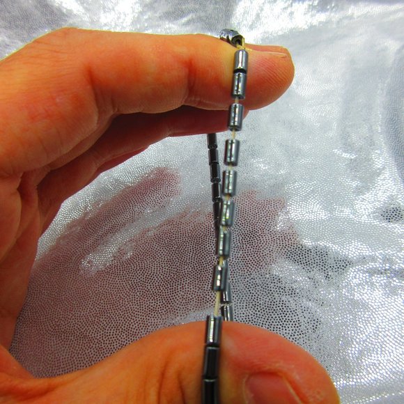 Hematite Small Tubes 7" Stretchy Gemstone Bracelet - Picture 3 of 3